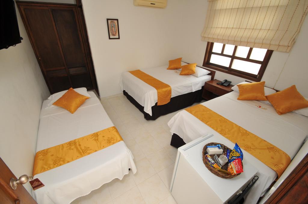 Hotel San Julian بوغا المظهر الخارجي الصورة