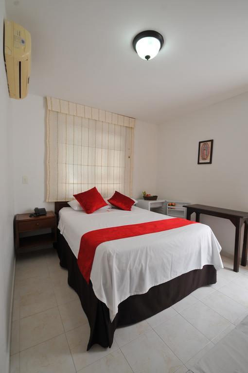 Hotel San Julian بوغا المظهر الخارجي الصورة