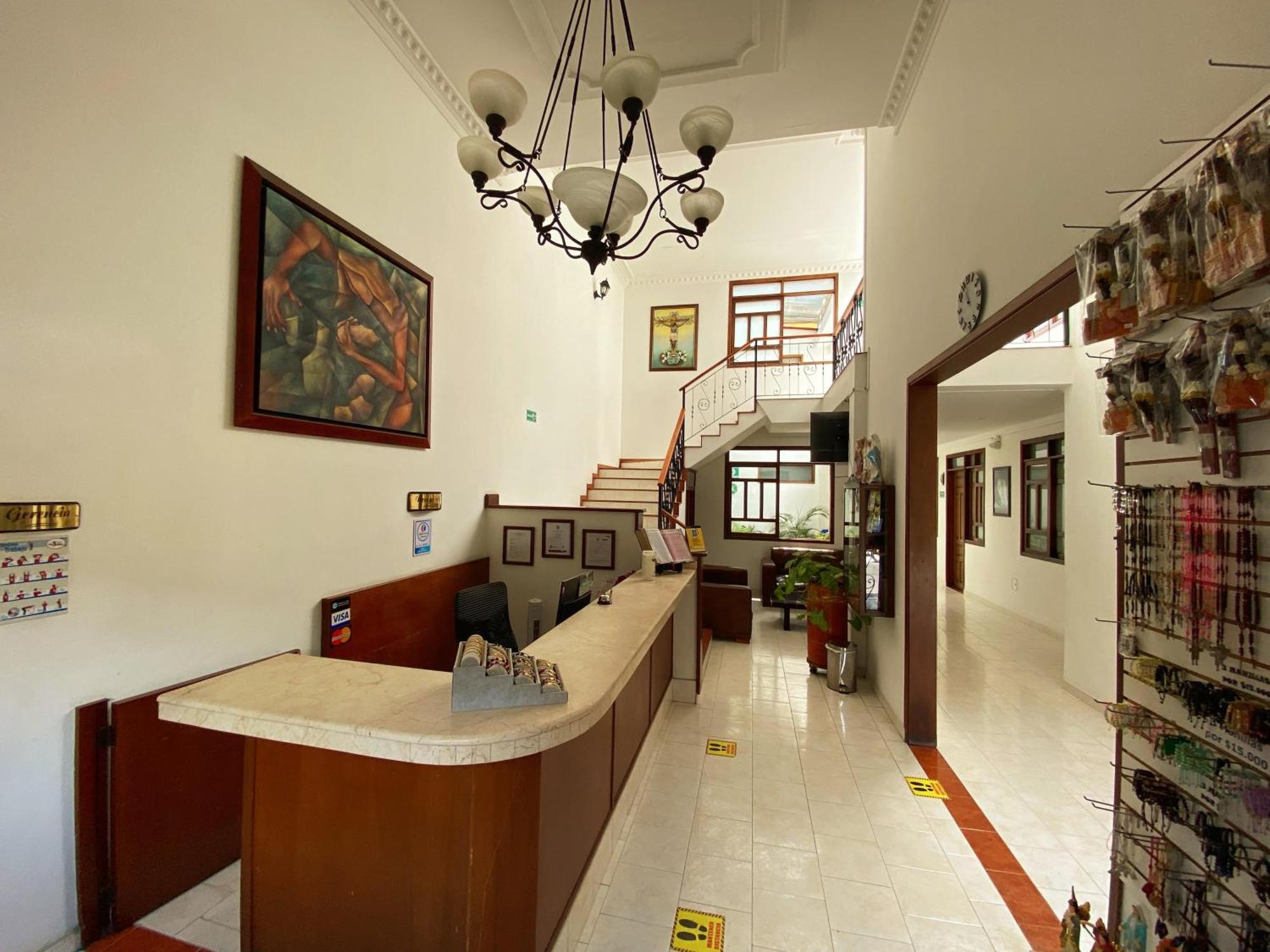 Hotel San Julian بوغا المظهر الخارجي الصورة