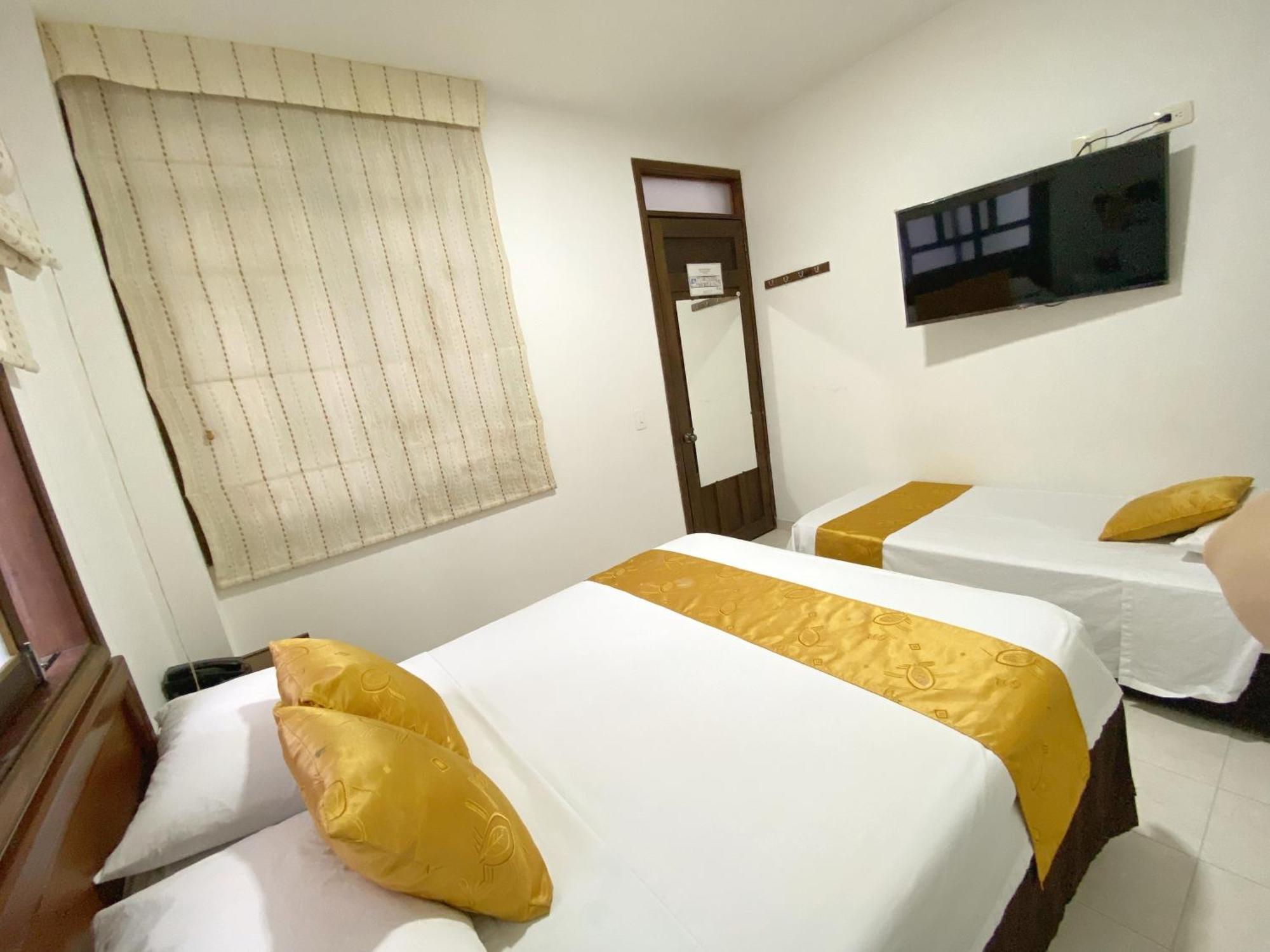 Hotel San Julian بوغا المظهر الخارجي الصورة